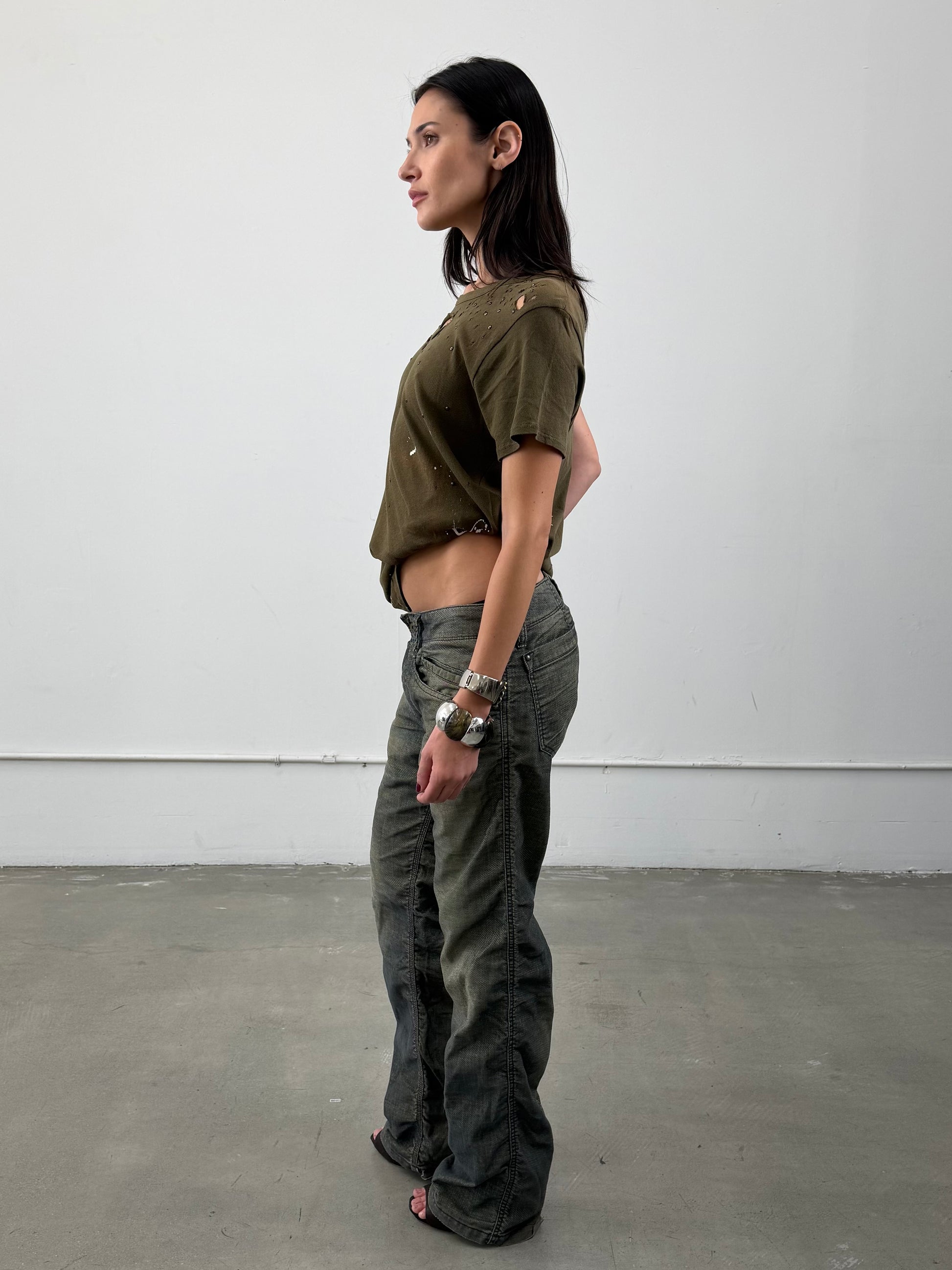 ‘Ismene’ Distressed Army Tee