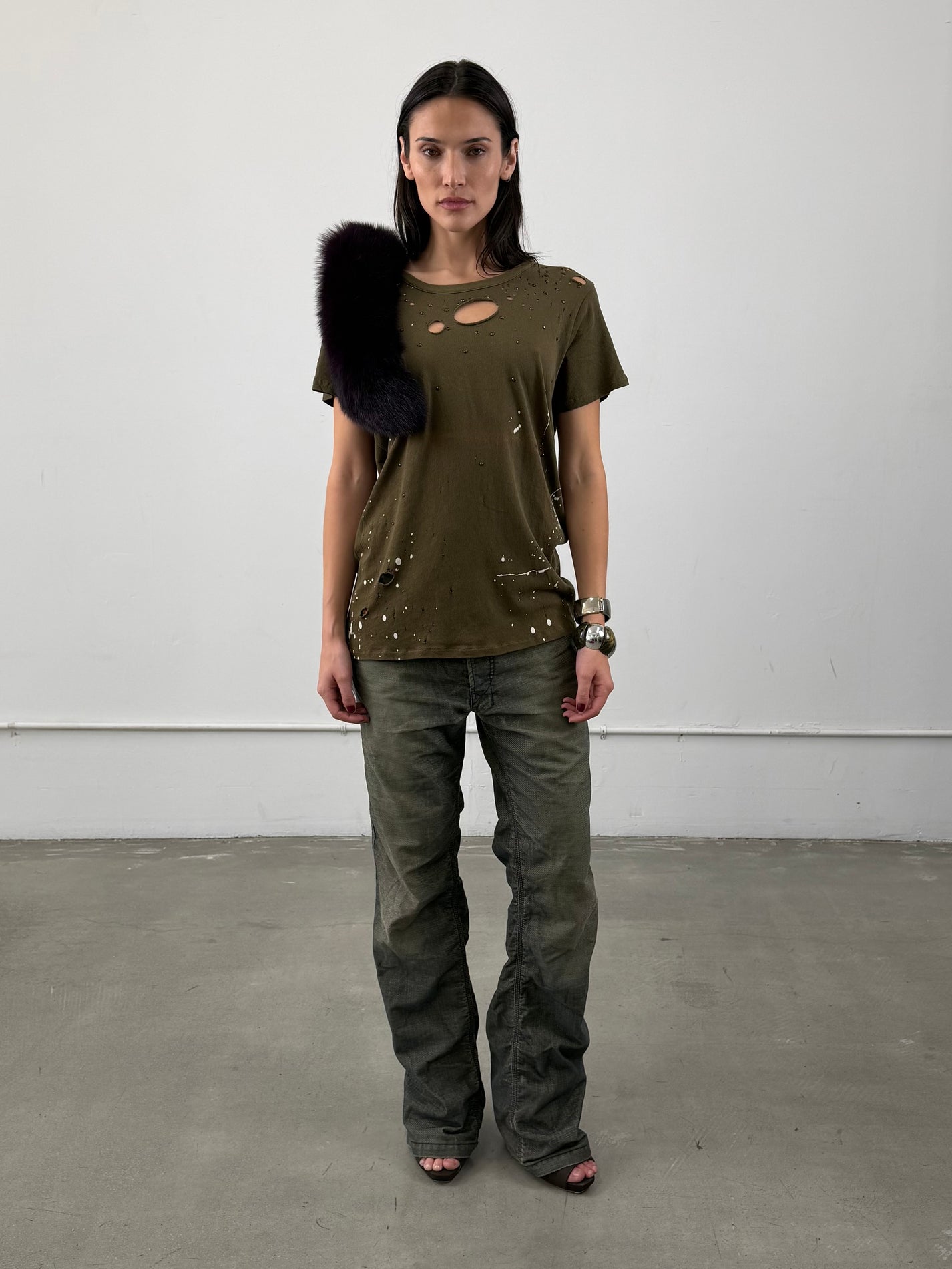 ‘Ismene’ Distressed Army Tee