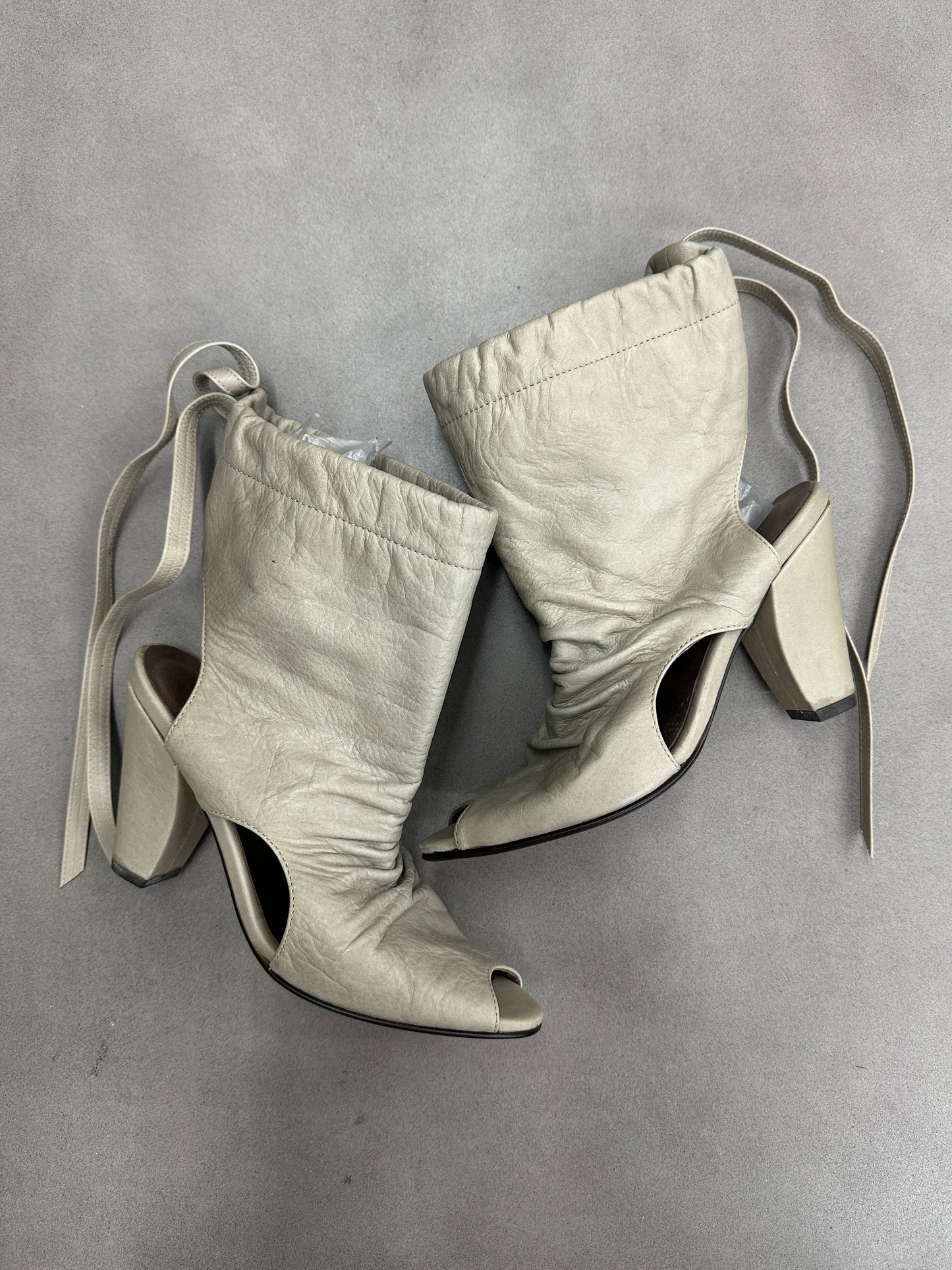 ‘Yasuko’ Leather Heels