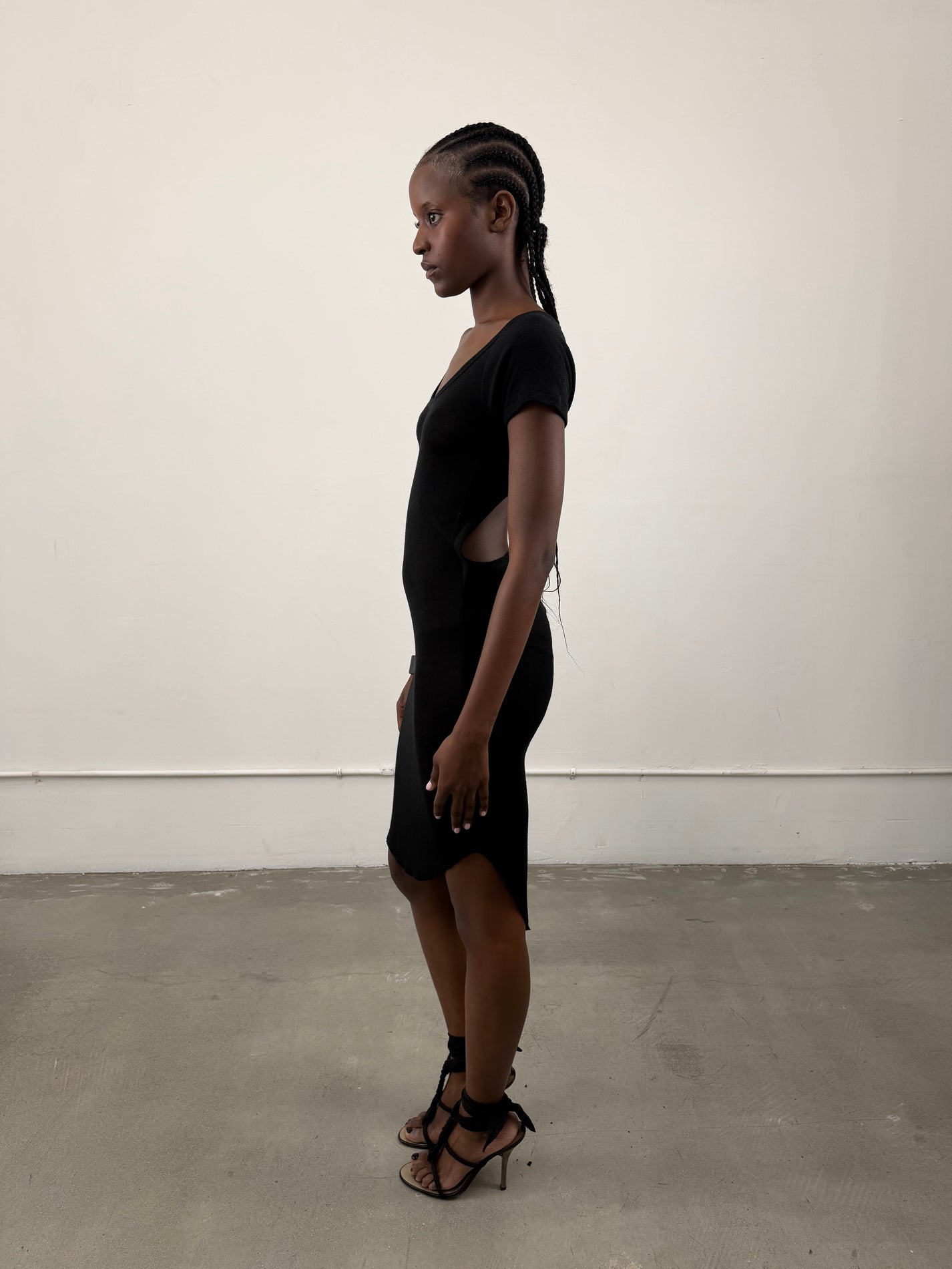 ‘Argyo’ Black Dress