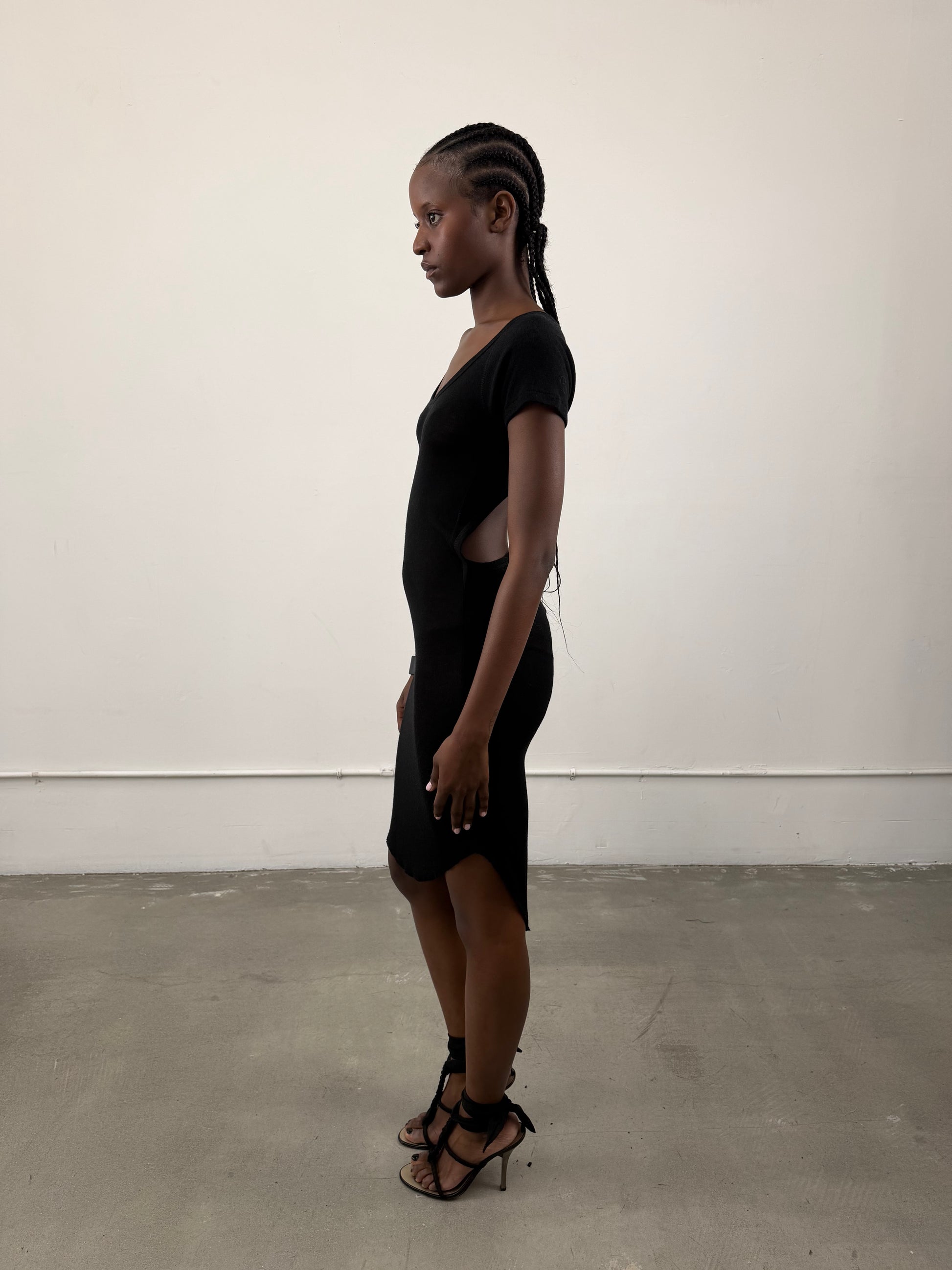 ‘Argyo’ Black Dress