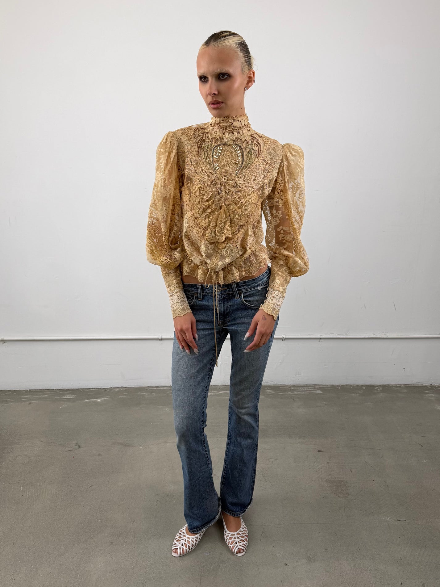 'Zoe' Vintage Lace Top